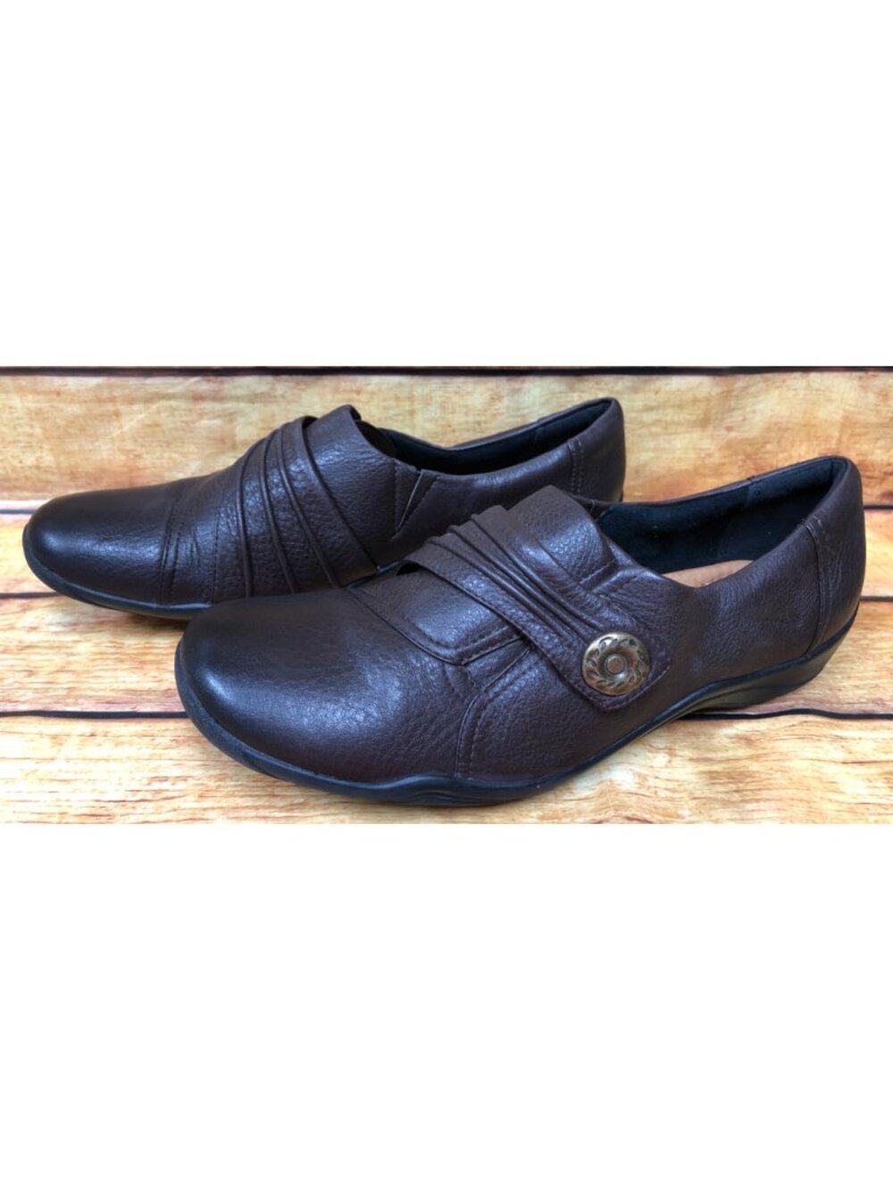 CLARKS Womens 9.5 Artisan KESSA ALCOVE Leather Slip-On Shoes 26102320
